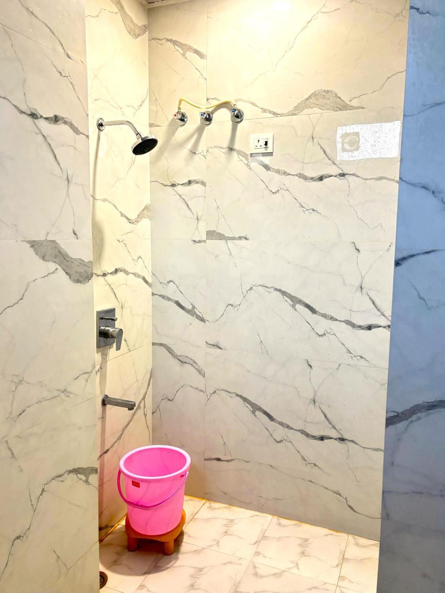 Hotel Hari Inn Jaipur Bilik gambar